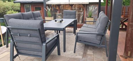 Aluminiowe meble na taras dla 8 osób z 2 sofami i stołem 180x80 - Tavaro Grande Antracite