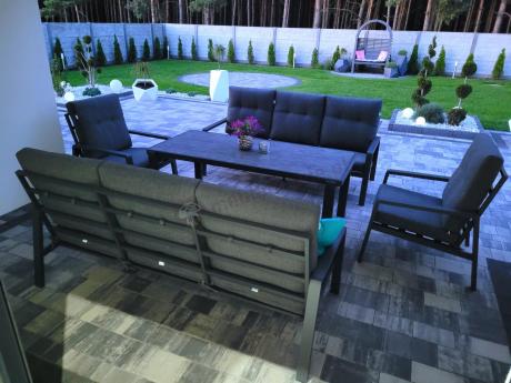 Aluminiowe meble na taras dla 8 osób z 2 sofami i stołem 180x80 - Tavaro Grande Antracite