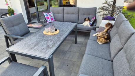 Aluminiowe meble na taras dla 8 osób z 2 sofami i stołem 180x80 - Tavaro Grande Antracite