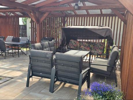 Aluminiowe meble na taras dla 8 osób z 2 sofami i stołem 180x80 - Tavaro Grande Antracite