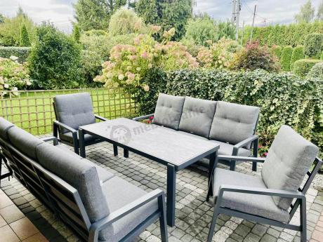 Aluminiowe meble na taras dla 8 osób z 2 sofami i stołem 180x80 - Tavaro Grande Antracite