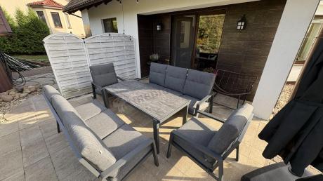 Aluminiowe meble na taras dla 8 osób z 2 sofami i stołem 180x80 - Tavaro Grande Antracite