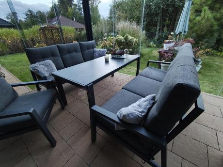 Aluminiowe meble na taras dla 8 osób z 2 sofami i stołem 180x80 - Tavaro Grande Antracite