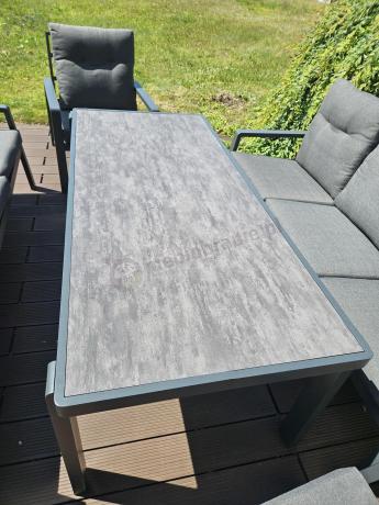 Aluminiowe meble na taras dla 8 osób z 2 sofami i stołem 180x80 - Tavaro Grande Antracite