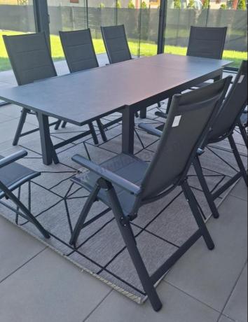 Aluminiowe meble na taras z rozkładanym stołem 240cm + 10 regulowanych krzeseł Daven Antracite Beton