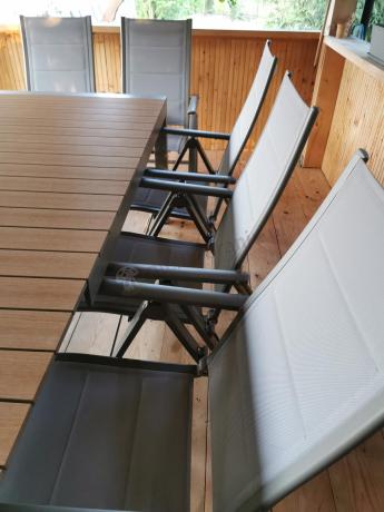 Aluminiowy komplet mebli tarasowych stół rozkładany do 210cm i 12 składanych krzeseł Tanami Daven Taupe