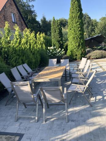 Aluminiowy komplet mebli tarasowych stół rozkładany do 210cm i 12 składanych krzeseł Tanami Daven Taupe