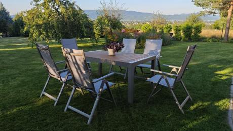 Aluminiowy komplet mebli tarasowych stół rozkładany do 210cm i 12 składanych krzeseł Tanami Daven Taupe