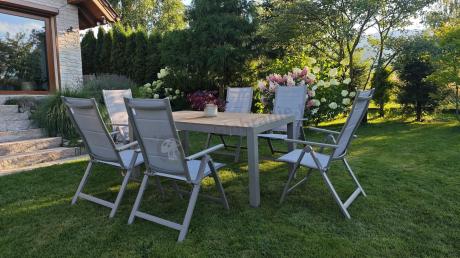 Aluminiowy komplet mebli tarasowych stół rozkładany do 210cm i 12 składanych krzeseł Tanami Daven Taupe