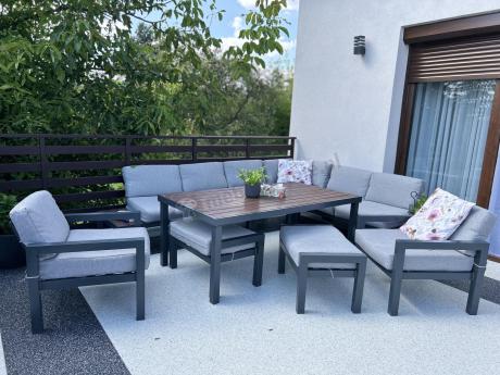 Aluminiowy narożnik na taras 283x222 cm z dwoma fotelami i pufami - Calamba Corner XL