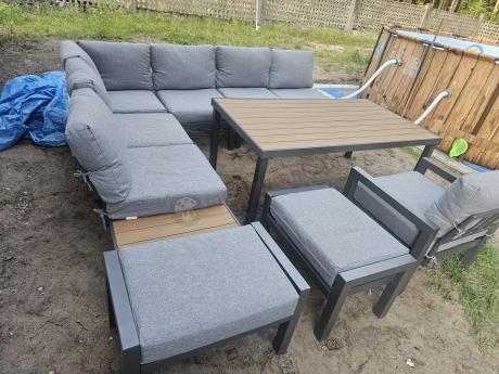 Aluminiowy narożnik ogrodowy z fotelem i stołem 160cm Calamba Corner XL - Grey