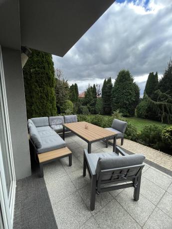 Aluminiowy narożnik ogrodowy z fotelem i stołem 160cm Calamba Corner XL - Grey