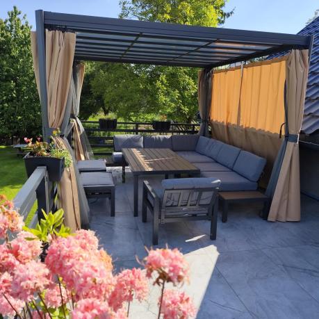 Aluminiowy narożnik ogrodowy z fotelem i stołem 160cm Calamba Corner XL - Grey