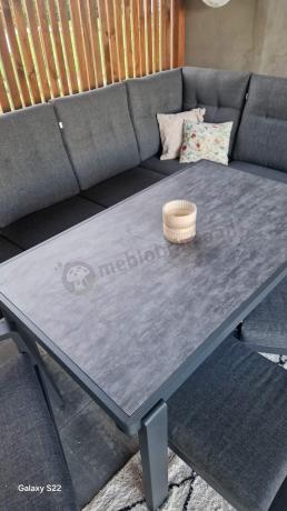 Aluminiowy narożnik ogrodowy z fotelem, pufami i stołem 150x90cm Tavaro Corner Antracite