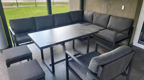 Aluminiowy zestaw ogrodowy z modułowym narożnikiem Kari grafitowy