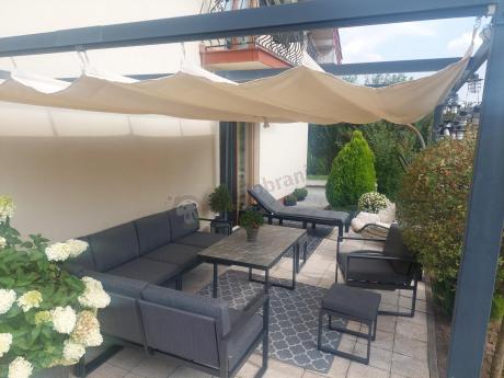 Aluminiowy zestaw ogrodowy z modułowym narożnikiem Kari grafitowy