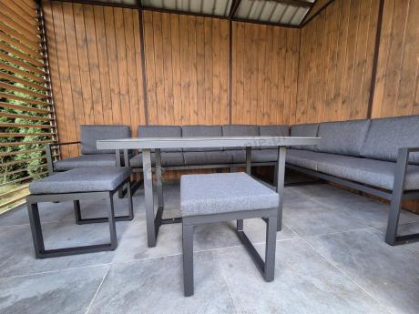 Aluminiowy zestaw ogrodowy z modułowym narożnikiem Kari grafitowy