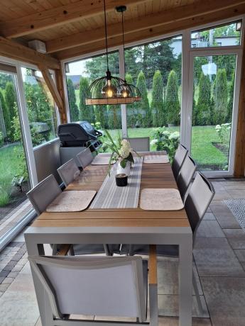 Aluminiowy zestaw stół i krzesła dla 8 osób Tanami Marla Taupe