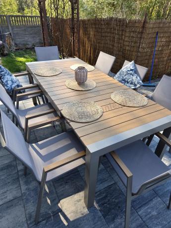 Aluminiowy zestaw stół i krzesła dla 8 osób Tanami Marla Taupe