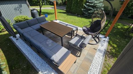 Aluminiowy zestaw z narożnikiem, wysokim stołem, fotelem i pufami - Calamba Corner XXL - Grey