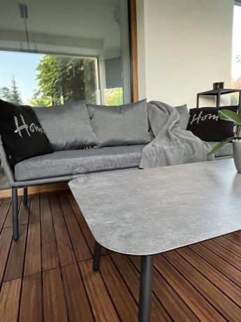 Antracytowe nowoczesne meble ogrodowe metalowe rope style z sofą, fotelami i stolikiem kawowym Kostto Cafe
