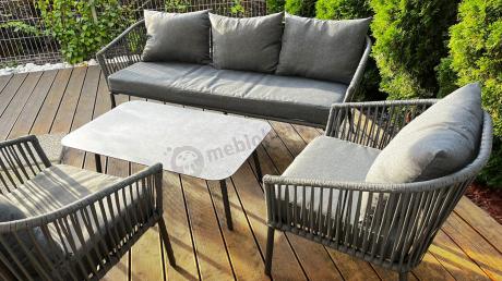 Antracytowe nowoczesne meble ogrodowe metalowe rope style z sofą, fotelami i stolikiem kawowym Kostto Cafe