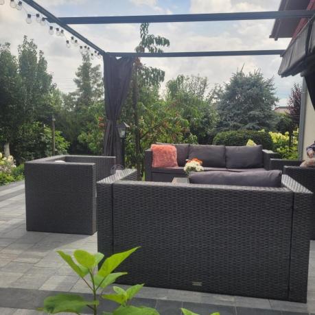 Antracytowy zestaw ogrodowy z technorattanu dla 8 osób