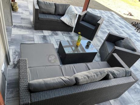 Antracytowy zestaw ogrodowy z technorattanu dla 8 osób