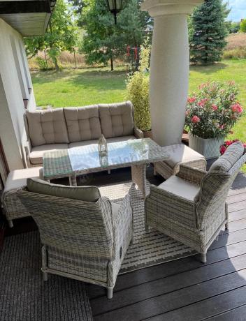 Beżowe meble na taras z wysokim stołem i regulowanymi fotelami - Laritto Dining - Beige