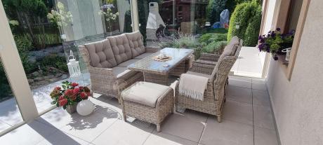 Beżowe meble na taras z wysokim stołem i regulowanymi fotelami - Laritto Dining - Beige