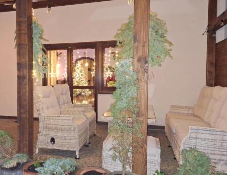 Beżowe meble na taras z wysokim stołem i regulowanymi fotelami - Laritto Dining - Beige