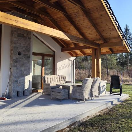 Beżowe meble na taras z wysokim stołem i regulowanymi fotelami - Laritto Dining - Beige