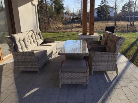 Beżowe meble na taras z wysokim stołem i regulowanymi fotelami - Laritto Dining - Beige