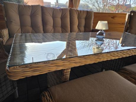 Beżowe meble na taras z wysokim stołem i regulowanymi fotelami - Laritto Dining - Beige
