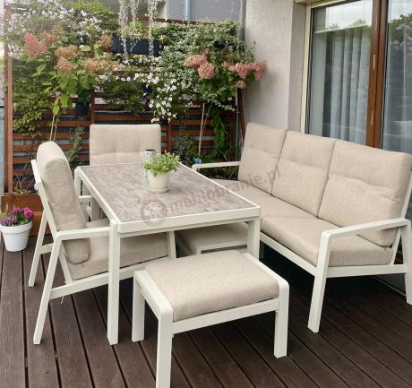 Beżowy komplet aluminiowych mebli na taras dla 7 osób - sofa 200cm, fotele i pufy - Tavaro