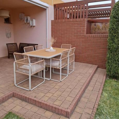 Beżowy komplet mebli ogrodowych obiadowych dla 6 osób Kibi ze stołem 160x90cm