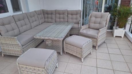 Beżowy narożnik ogrodowy z wysokim stołem i fotelem - Laritto Corner