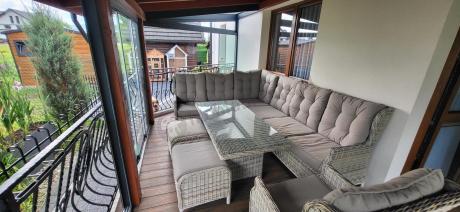 Beżowy narożnik ogrodowy z wysokim stołem i fotelem - Laritto Corner