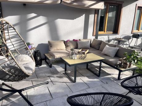 Beżowy narożnik wypoczynkowy na taras 220x220cm Panaon - WB