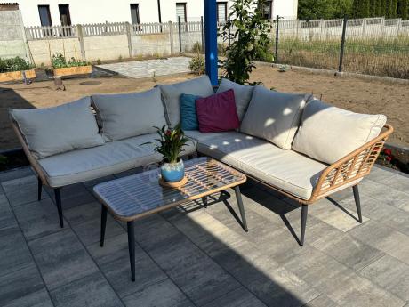 Beżowy narożnik z fotelem na taras w stylu boho - Torgiano Corner - Brown