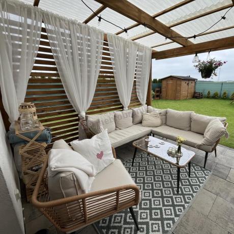 Beżowy narożnik z fotelem na taras w stylu boho - Torgiano Corner - Brown