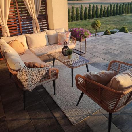 Beżowy narożnik z fotelem na taras w stylu boho - Torgiano Corner - Brown