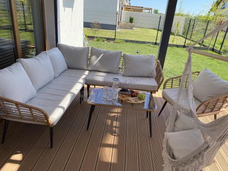 Beżowy narożnik z fotelem na taras w stylu boho - Torgiano Corner - Brown