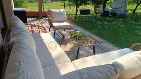 Beżowy narożnik z fotelem na taras w stylu boho - Torgiano Corner - Natural