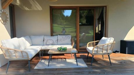 Beżowy narożnik z fotelem na taras w stylu boho - Torgiano Corner - Natural