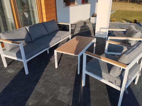 Biały komplet aluminiowych mebli ogrodowych dla 5 osób z sofą 190cm Stine