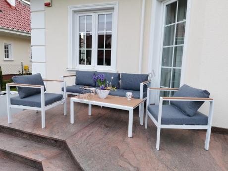 Biały komplet aluminiowych mebli ogrodowych dla 5 osób z sofą 190cm Stine