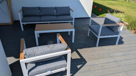 Biały komplet aluminiowych mebli ogrodowych dla 5 osób z sofą 190cm Stine