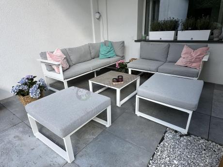 Biały narożnik tarasowy 201x201cm z pufami - Montery