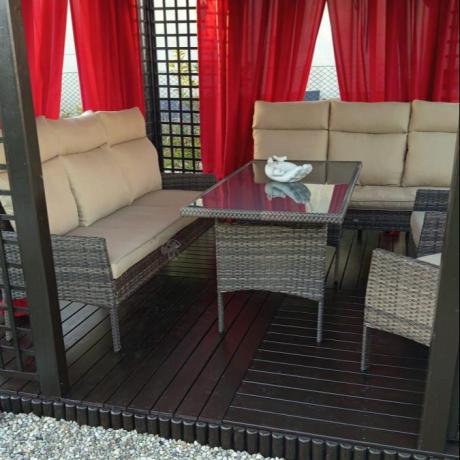 Brązowe eble technorattanowe na 8 osób z wysokimi oparciami Lirata Grande Brown